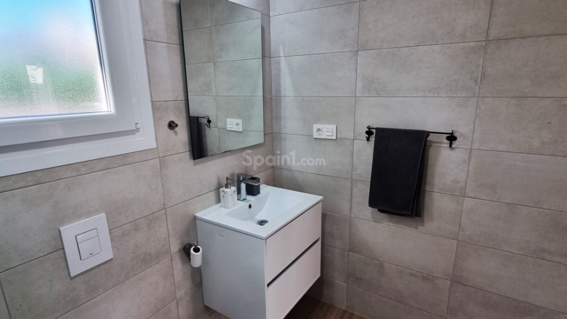 Bruktbolig - Villa -
Playa Flamenca