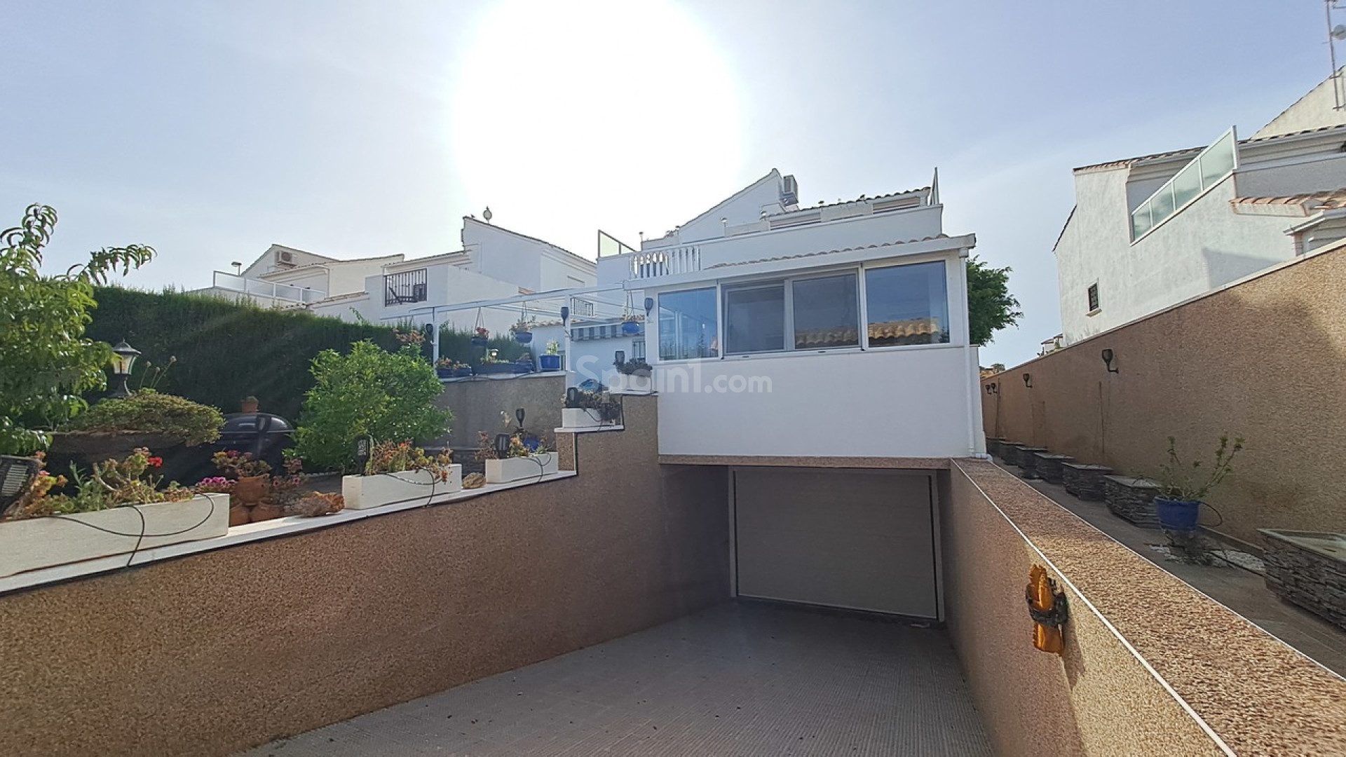 Bruktbolig - Villa -
Punta Prima