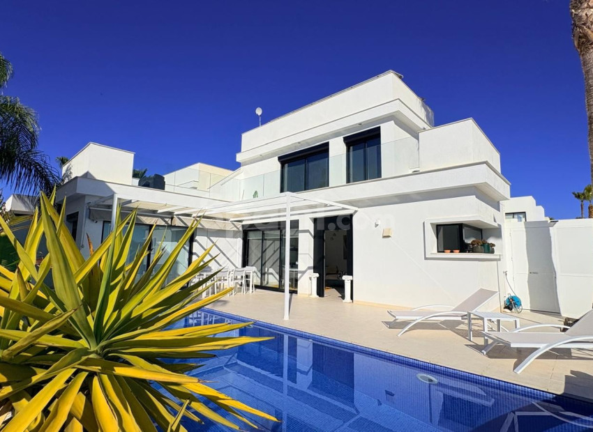 Bruktbolig - Villa -
Rojales - Ciudad Quesada