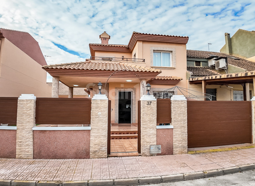 Bruktbolig - Villa -
San Javier - Santiago de la Ribera