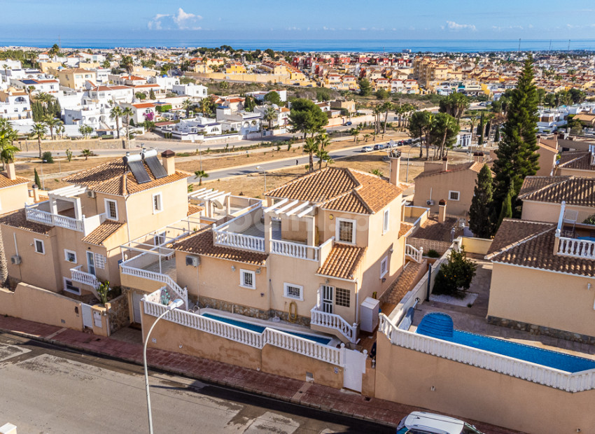 Bruktbolig - Villa -
SAN MIGUEL DE SALINAS - Blue Lagoon