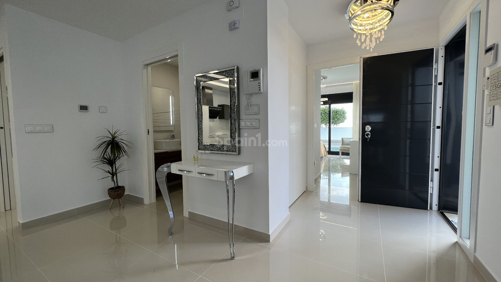 Bruktbolig - Villa -
San Miguel de Salinas - Costa Blanca Sur