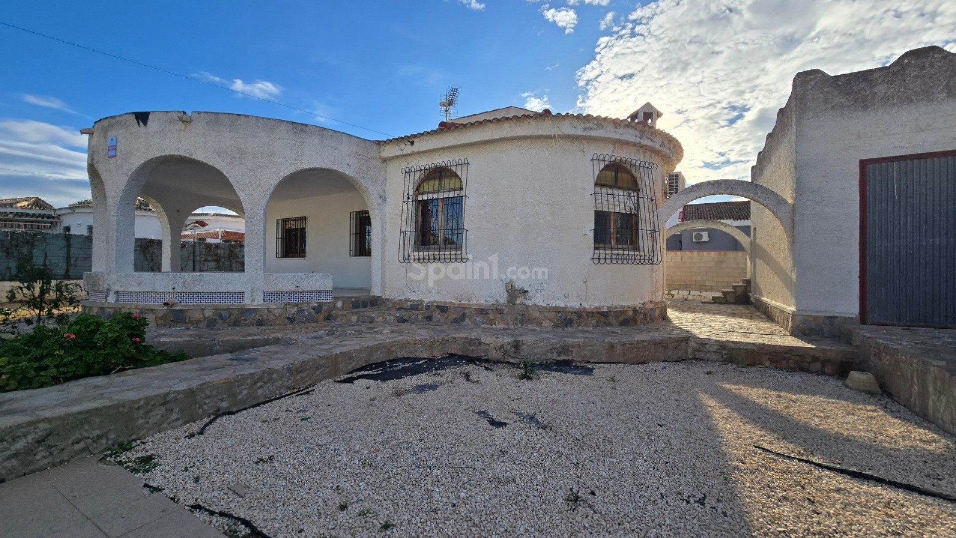 Bruktbolig - Villa -
TORREVIEJA - El Chaparal