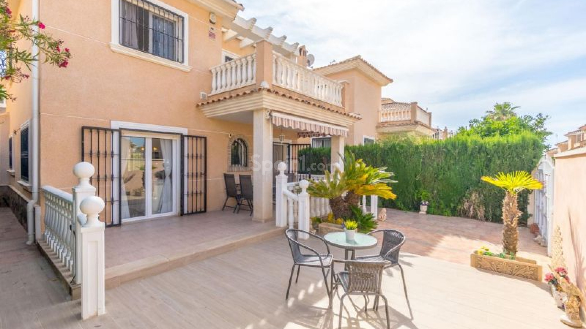 Bruktbolig - Villa -
Torrevieja - Los Altos