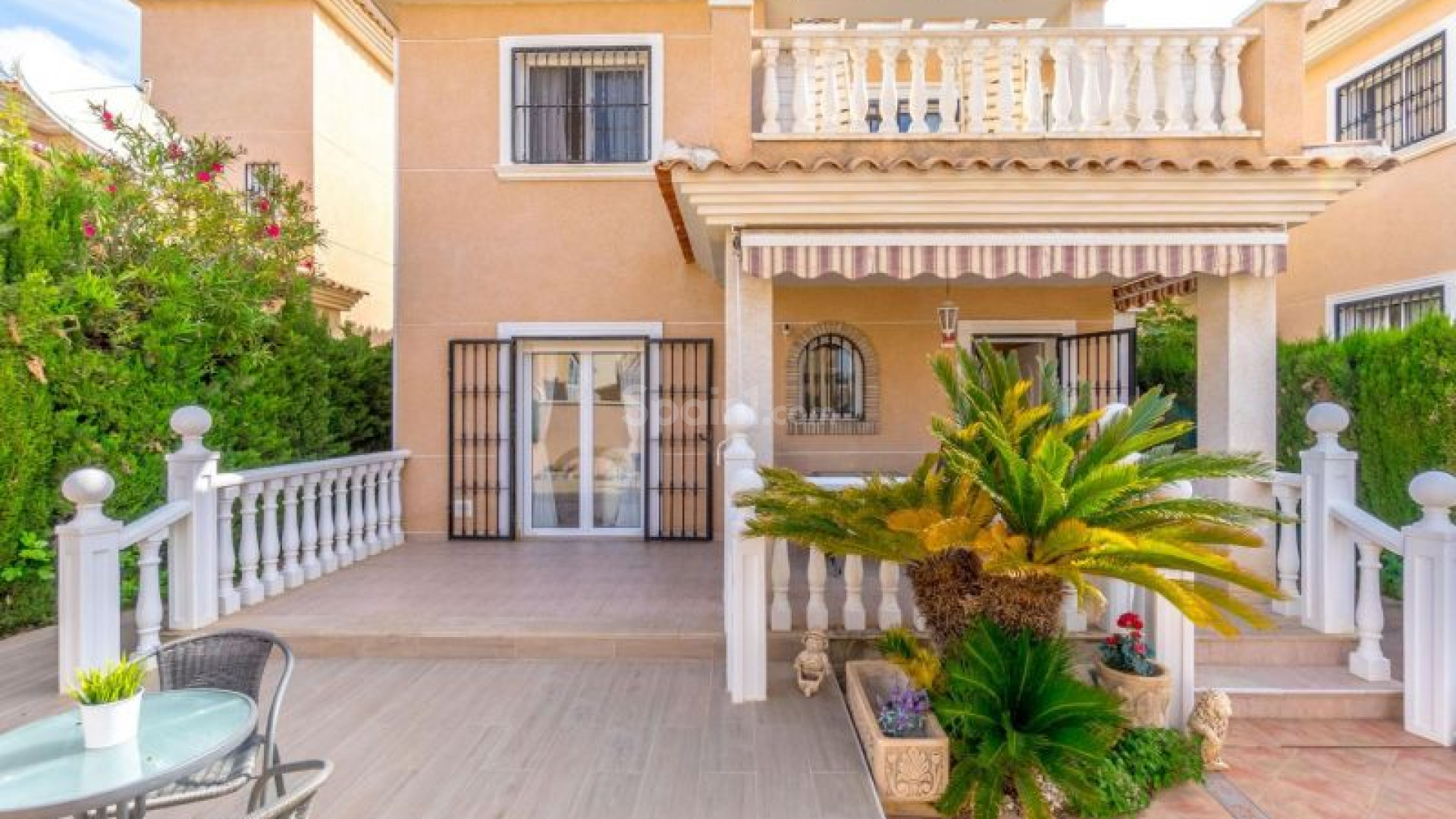 Bruktbolig - Villa -
Torrevieja - Los Altos