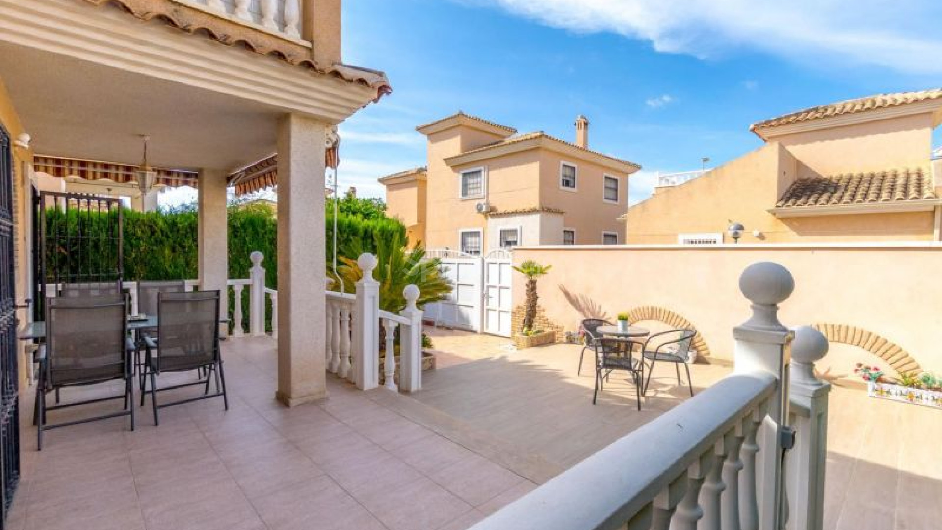 Bruktbolig - Villa -
Torrevieja - Los Altos