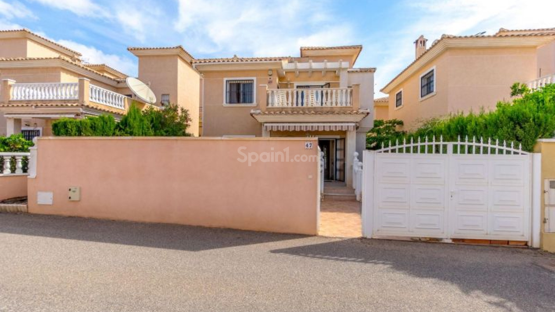 Bruktbolig - Villa -
Torrevieja - Los Altos