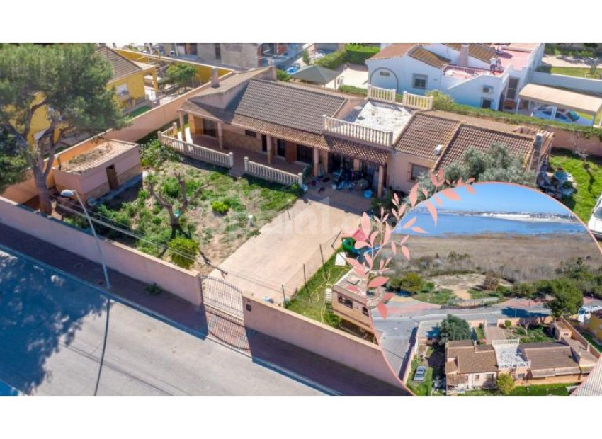 Bruktbolig - Villa -
Torrevieja - Los Balcones