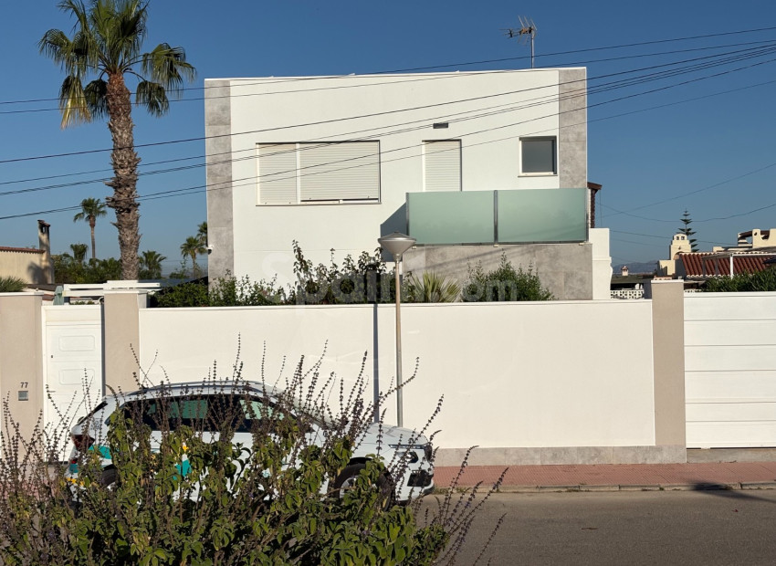 Bruktbolig - Villa -
TORREVIEJA - Torreta - Florida
