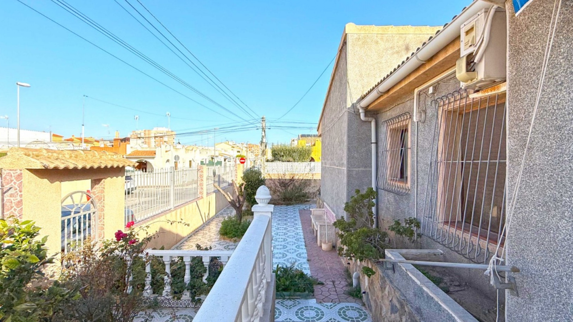Bruktbolig - Villa -
Torrevieja
