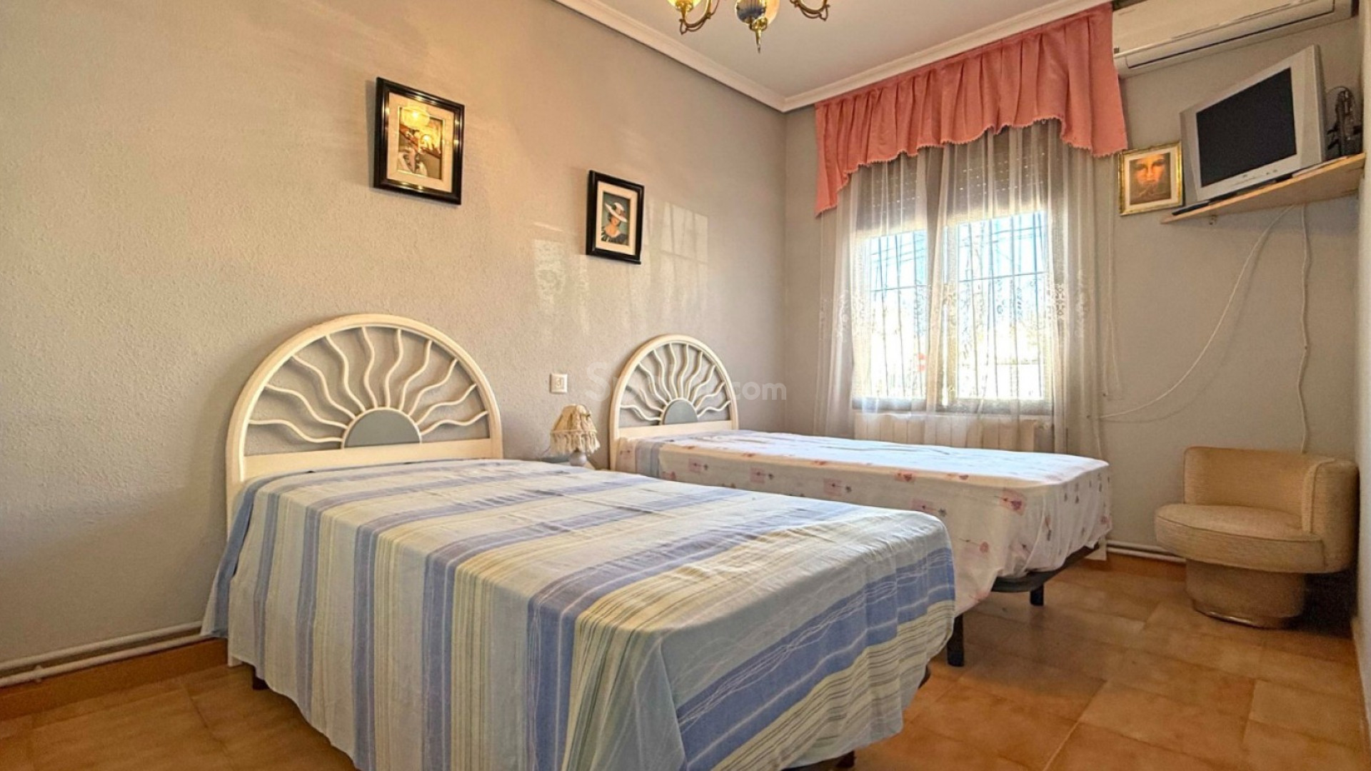 Bruktbolig - Villa -
Torrevieja