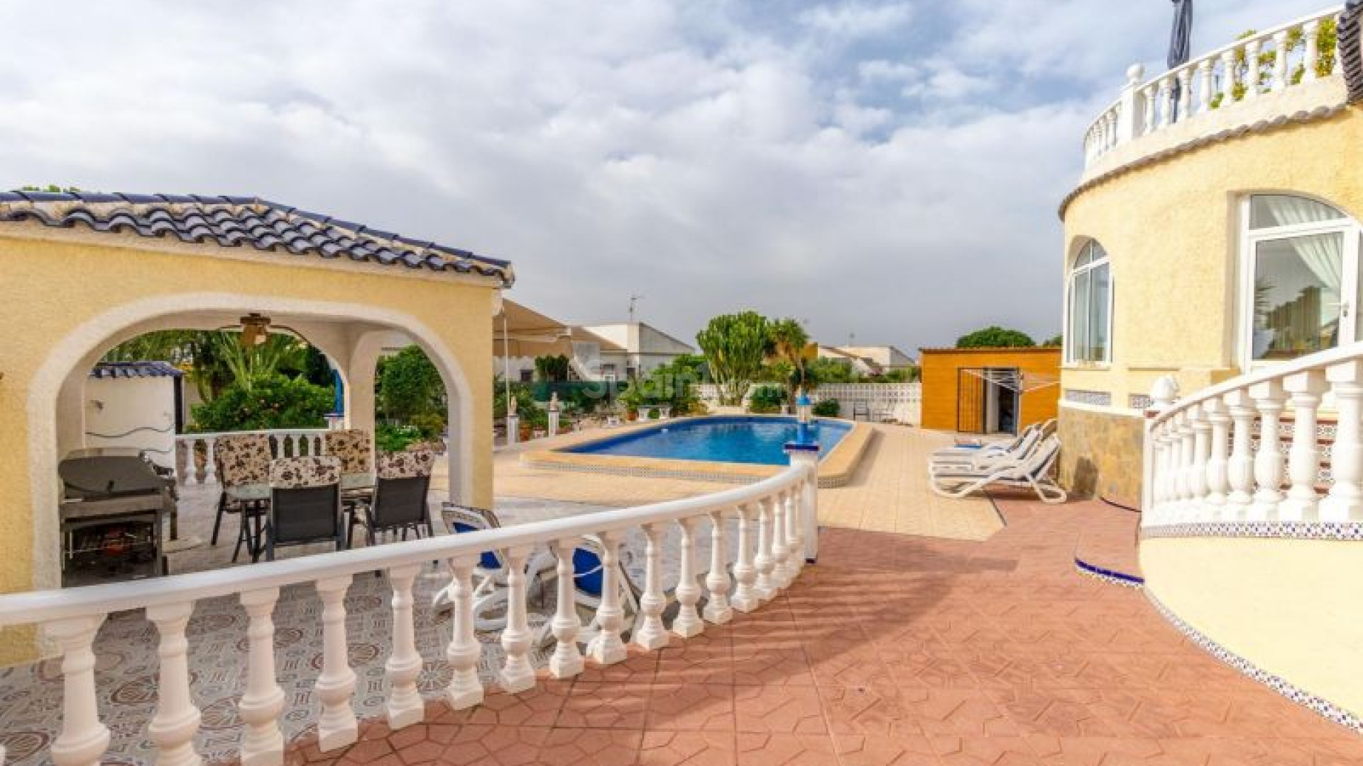 Bruktbolig - Villa -
Torrevieja