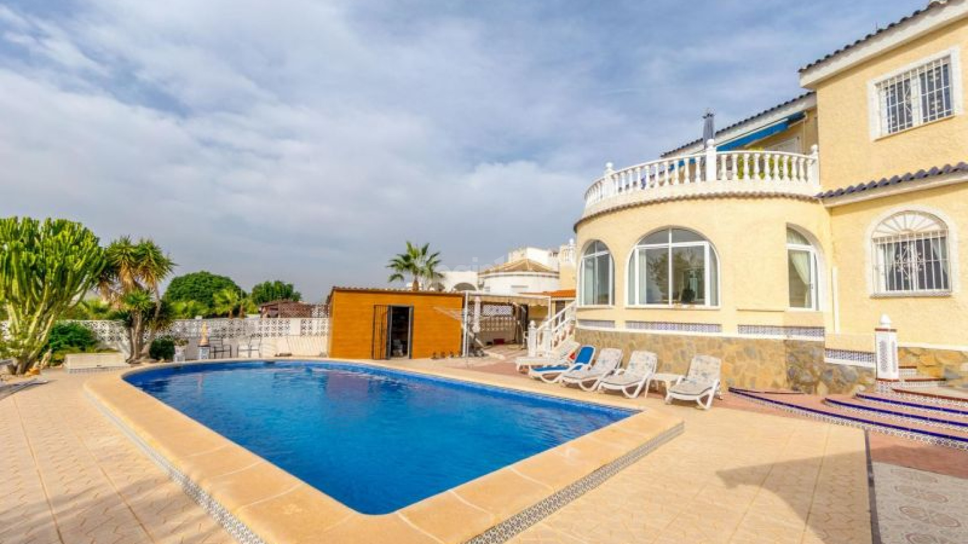 Bruktbolig - Villa -
Torrevieja