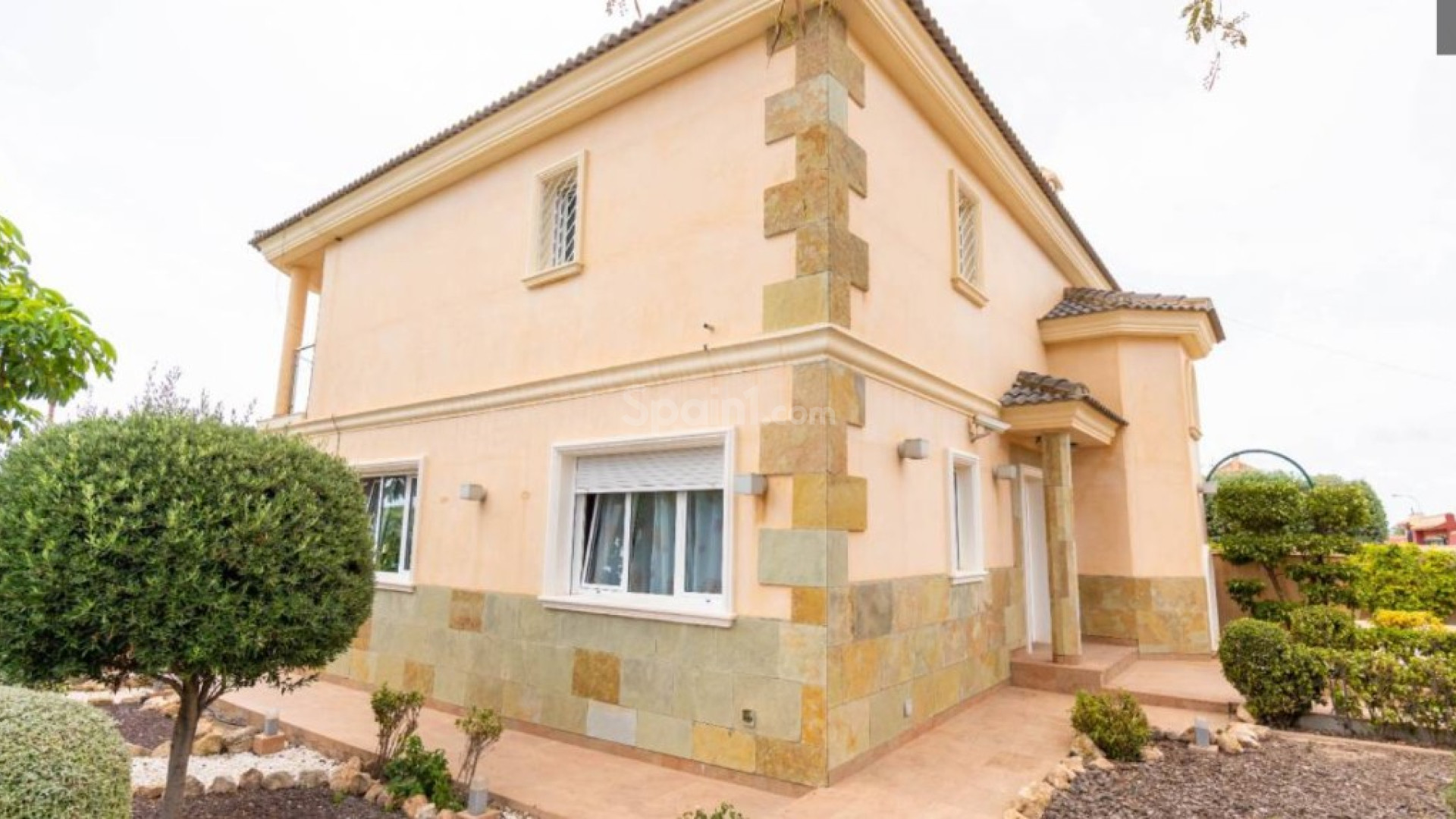 Bruktbolig - Villa -
Torrevieja