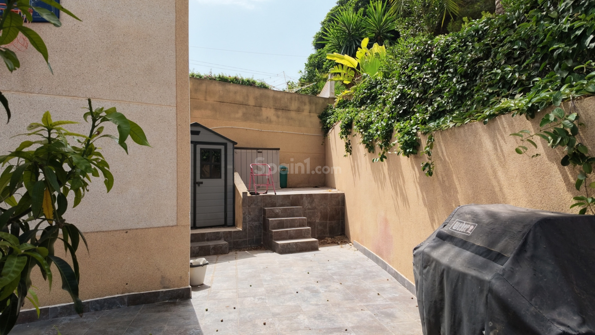 Bruktbolig - Villa -
Villamartín - Costa Blanca