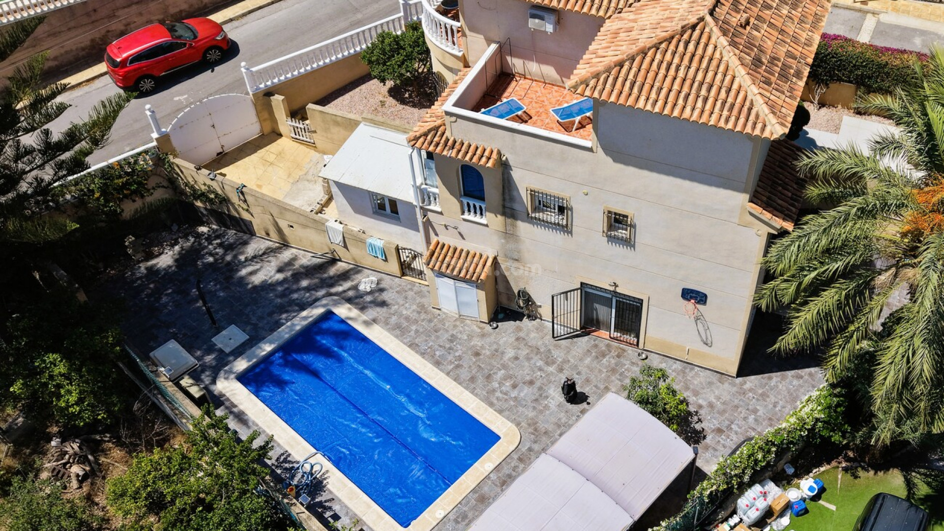 Bruktbolig - Villa -
Villamartín - Costa Blanca