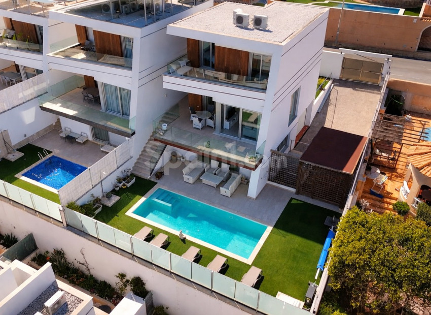 Bruktbolig - Villa -
Villamartín - Villamartin