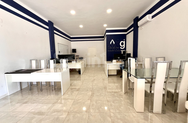 Kommerziell - Resale - Playa Flamenca - Playa Flamenca