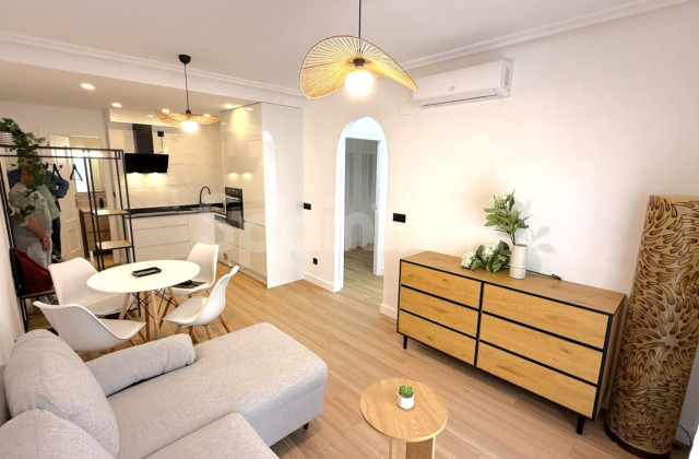 Lägenhet - Resale - Torrevieja - Costa Blanca Sur