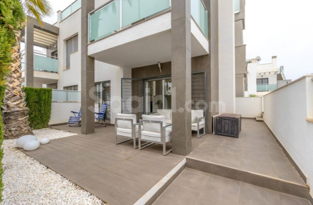 Lägenhet - Resale - Torrevieja - DB-85143