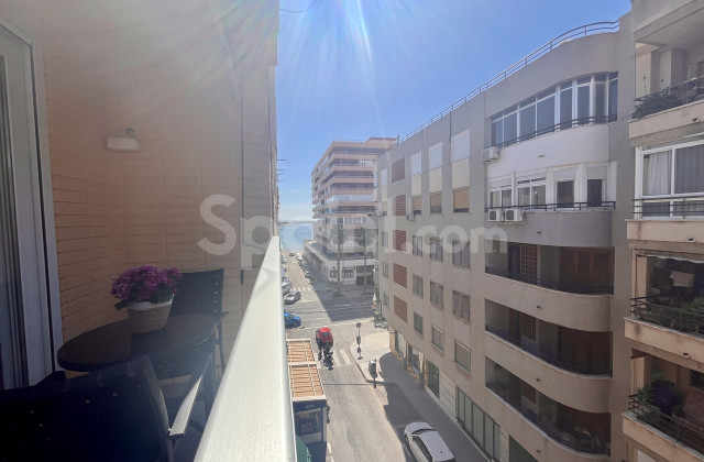 Lägenhet - Resale - Torrevieja - Torrevieja