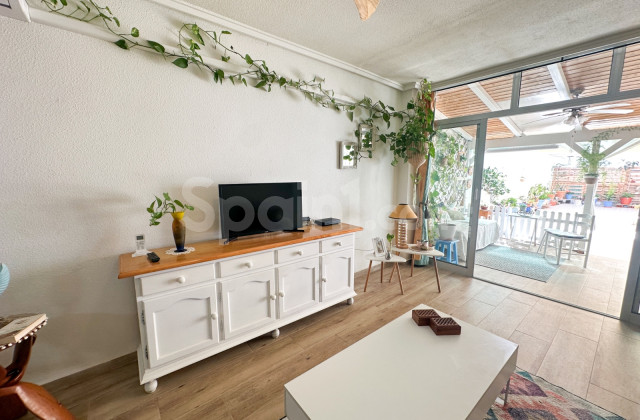 Lägenhet - Resale - Torrevieja - Torrevieja