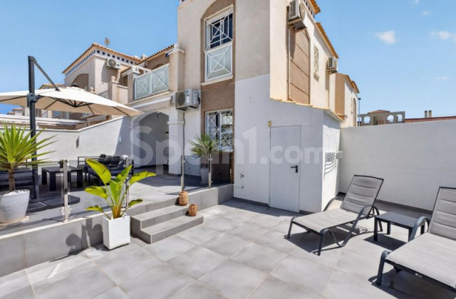 Lägenhet - Resale - Torrevieja - Torrevieja