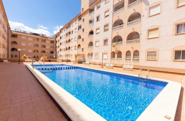 Lägenhet - Resale - Torrevieja -
                Torrevieja