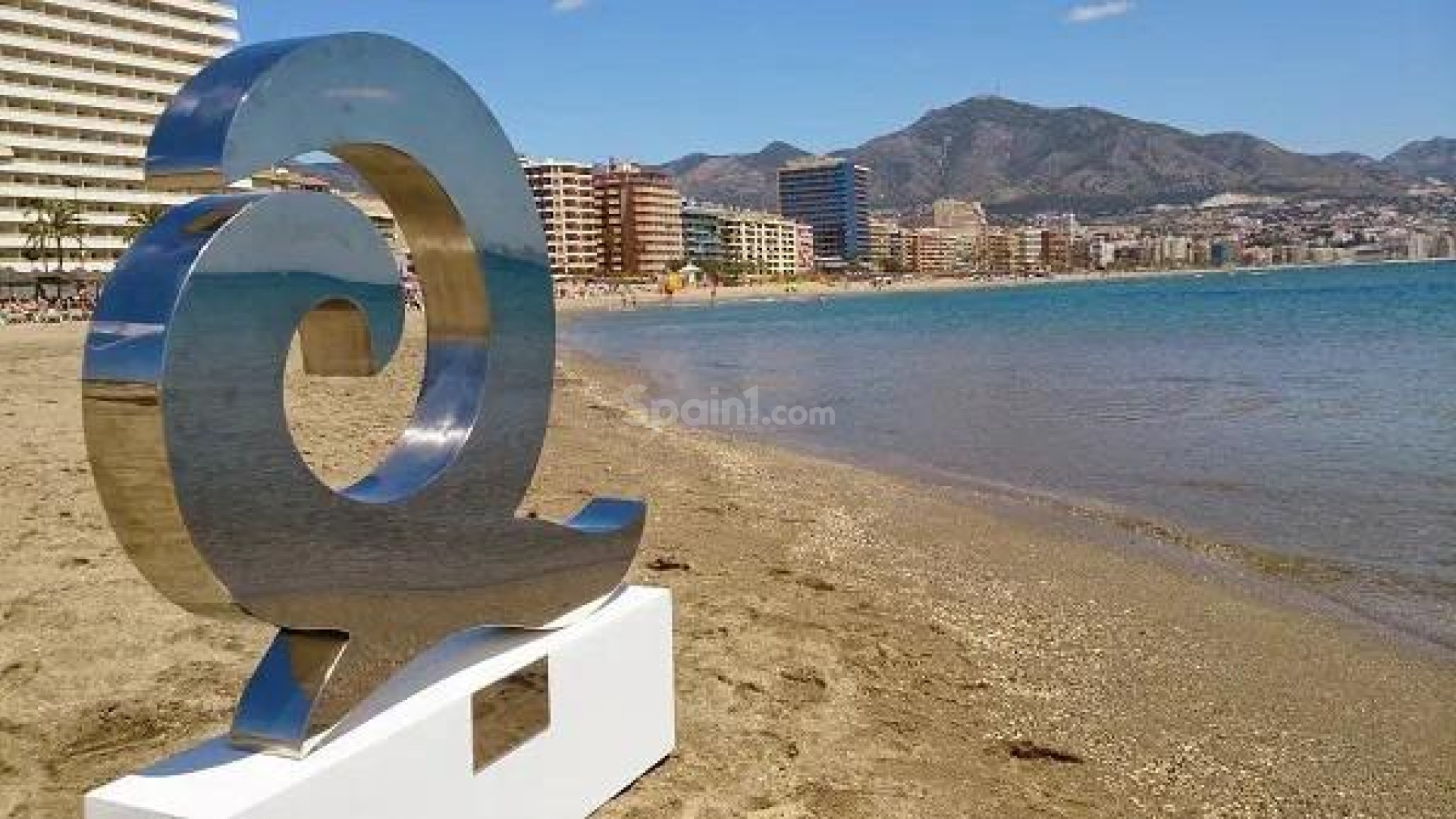 New Build - Apartment -
Fuengirola