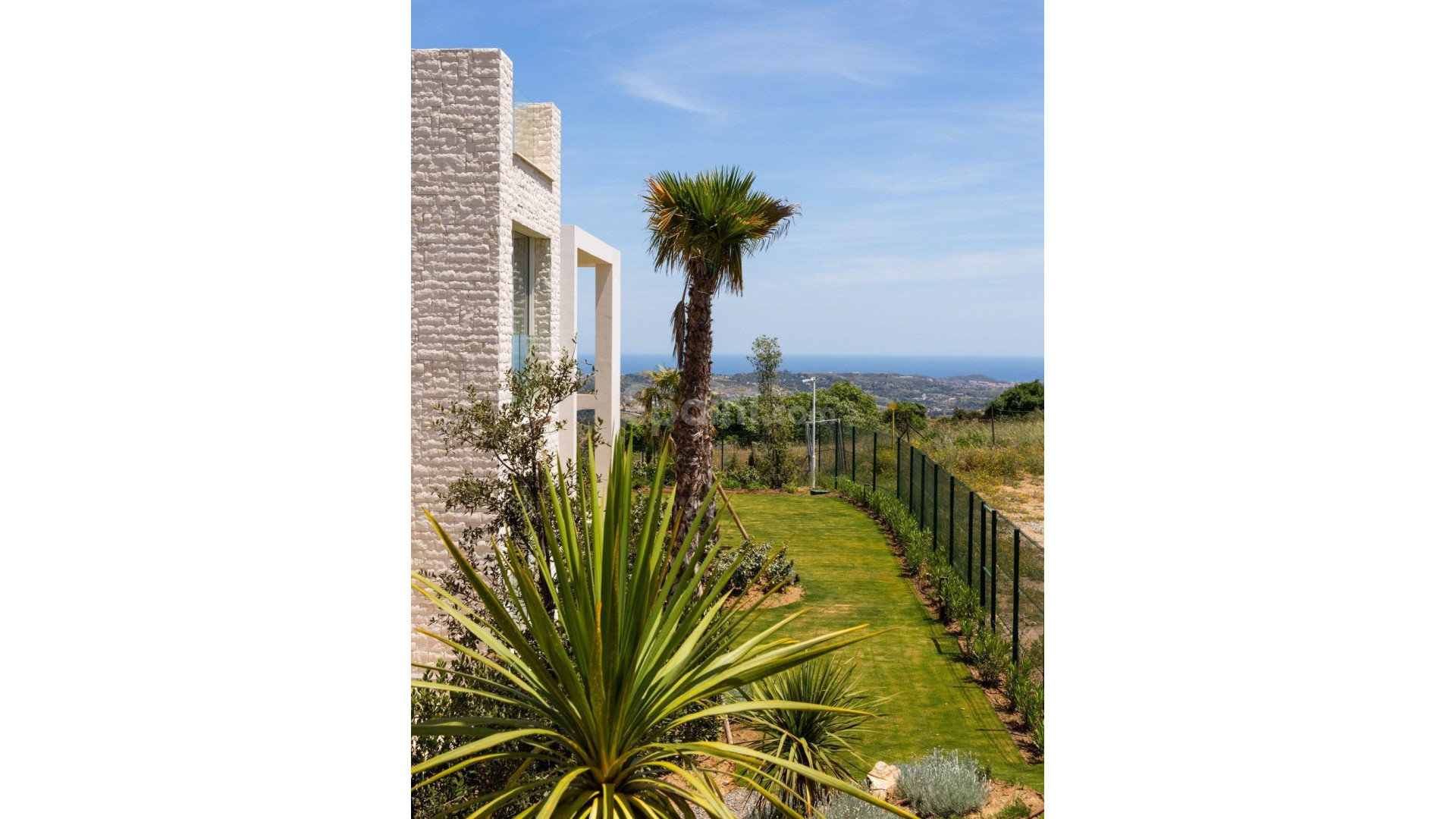 New Build - Apartment -
Ojen - El Soto De Marbella