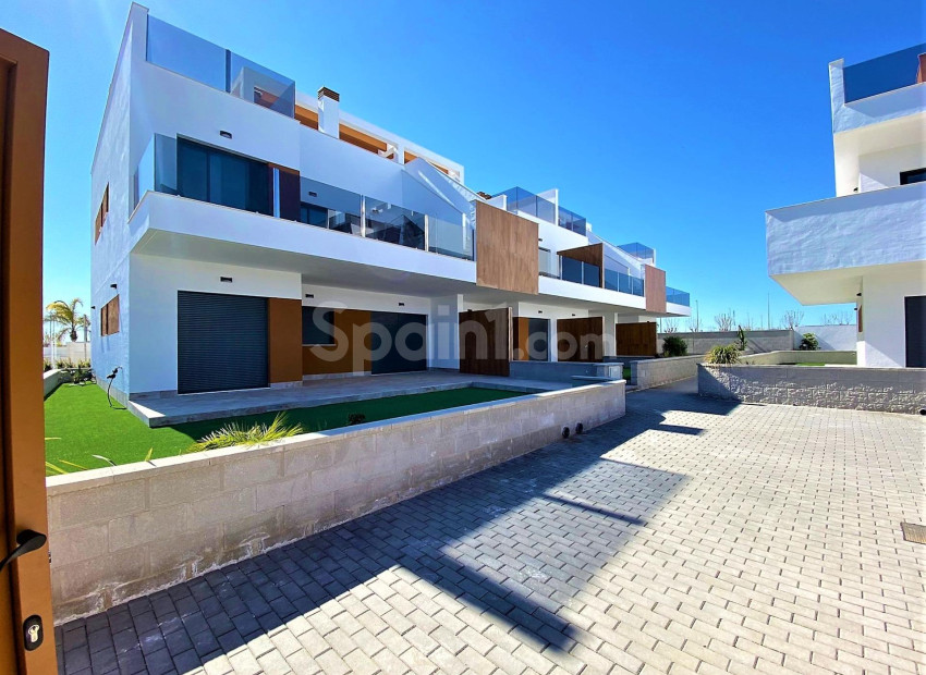 New Build - Apartment -
Pilar de la Horadada - Polideportivo