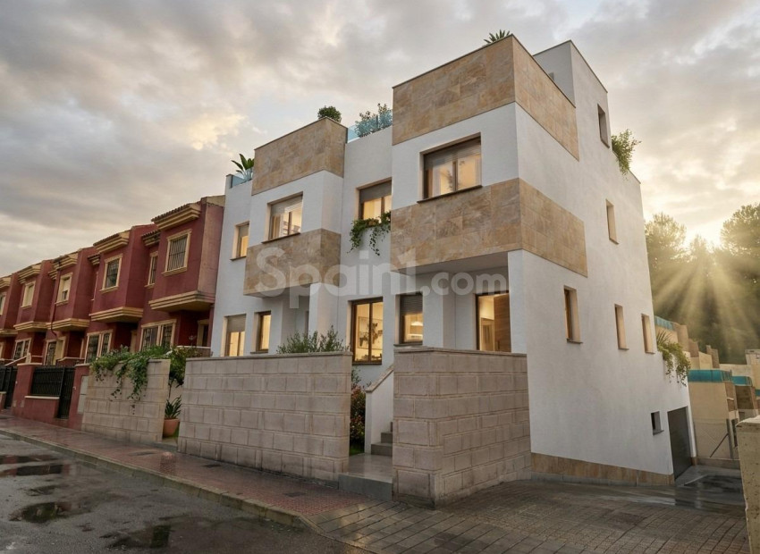 New Build - Radhus -
Bigastro - pueblo