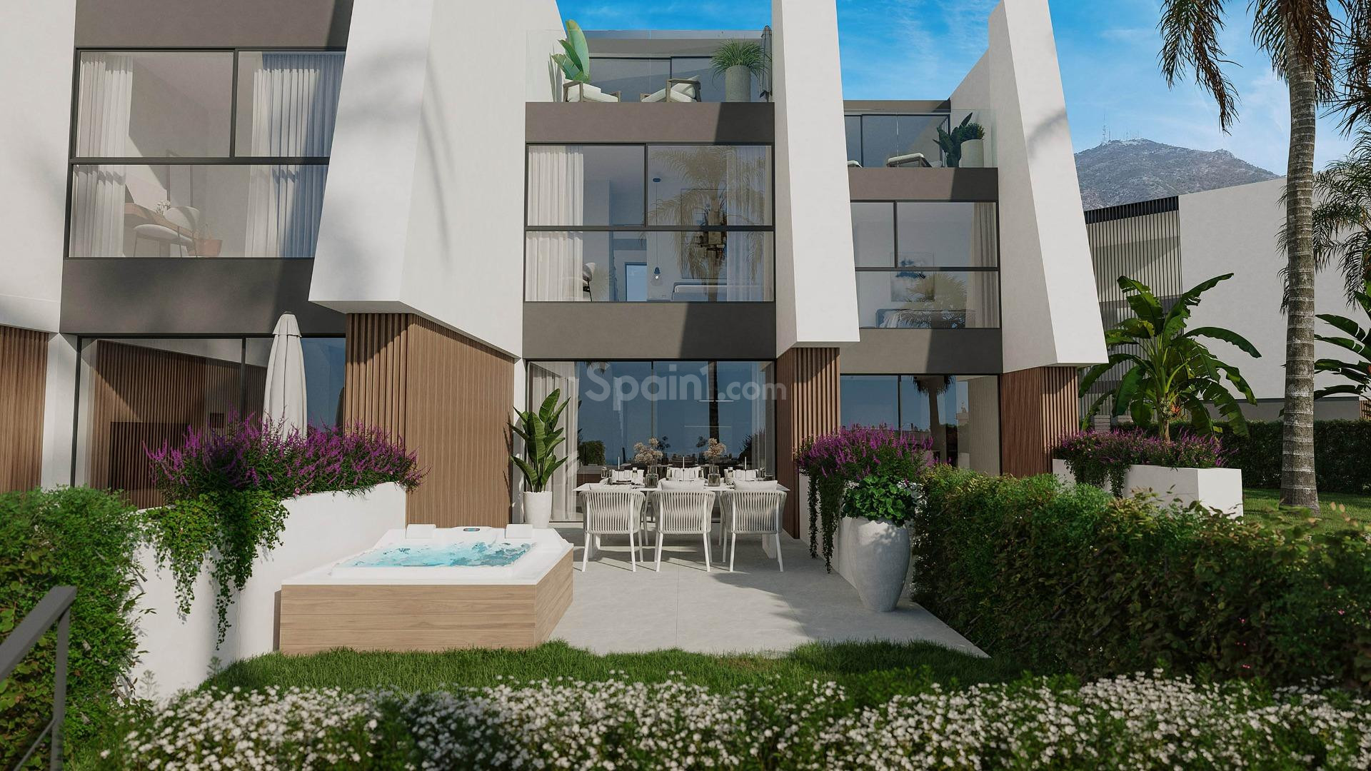 New Build - Radhus -
Fuengirola - Torreblanca Del Sol