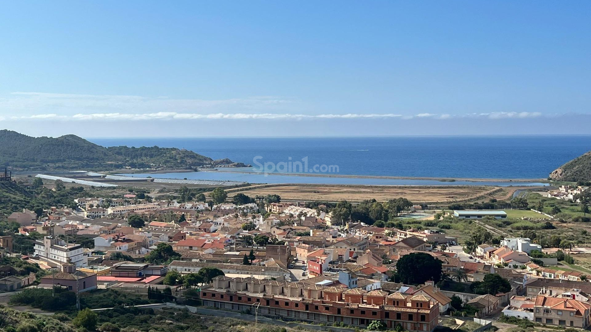 New Build - Radhus -
La Union - centro