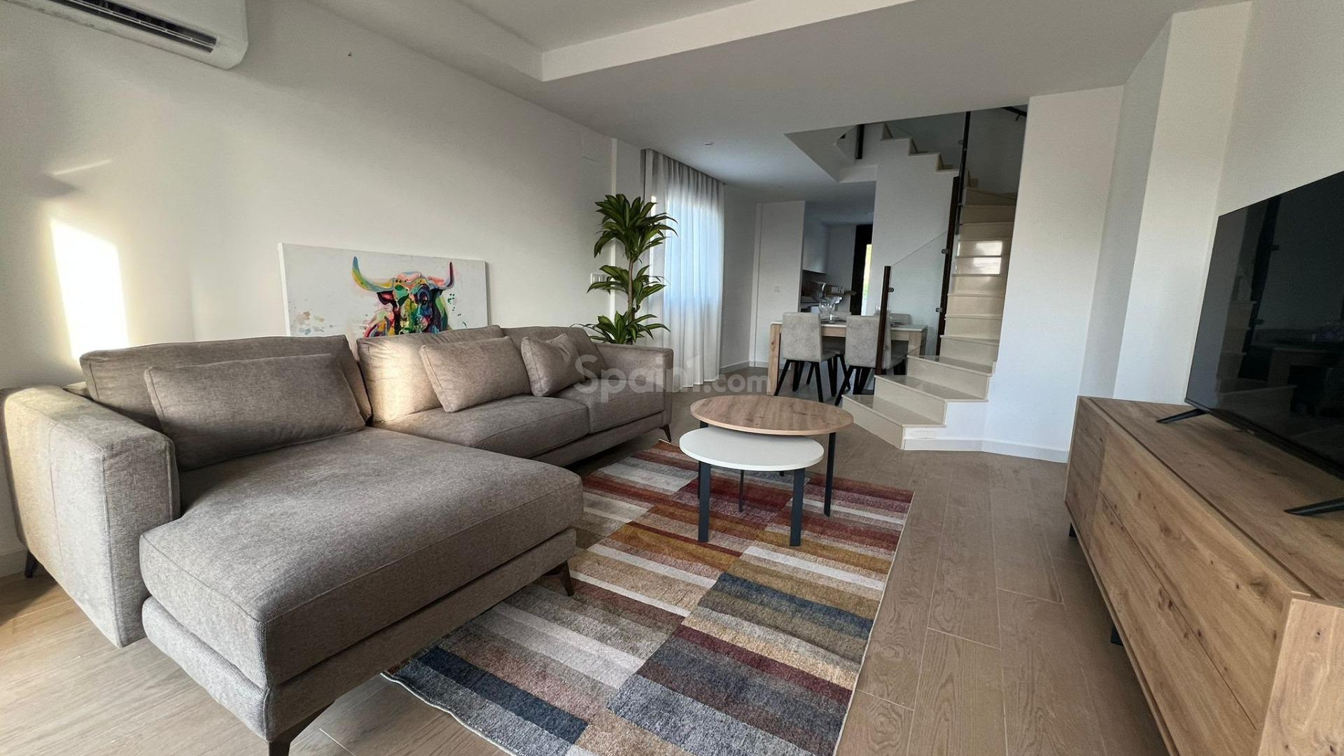 New Build - Radhus -
La Union - centro