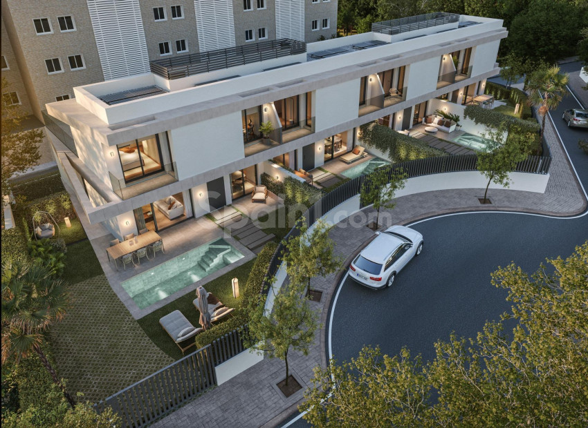 New Build - Radhus -
Málaga - El Limonar