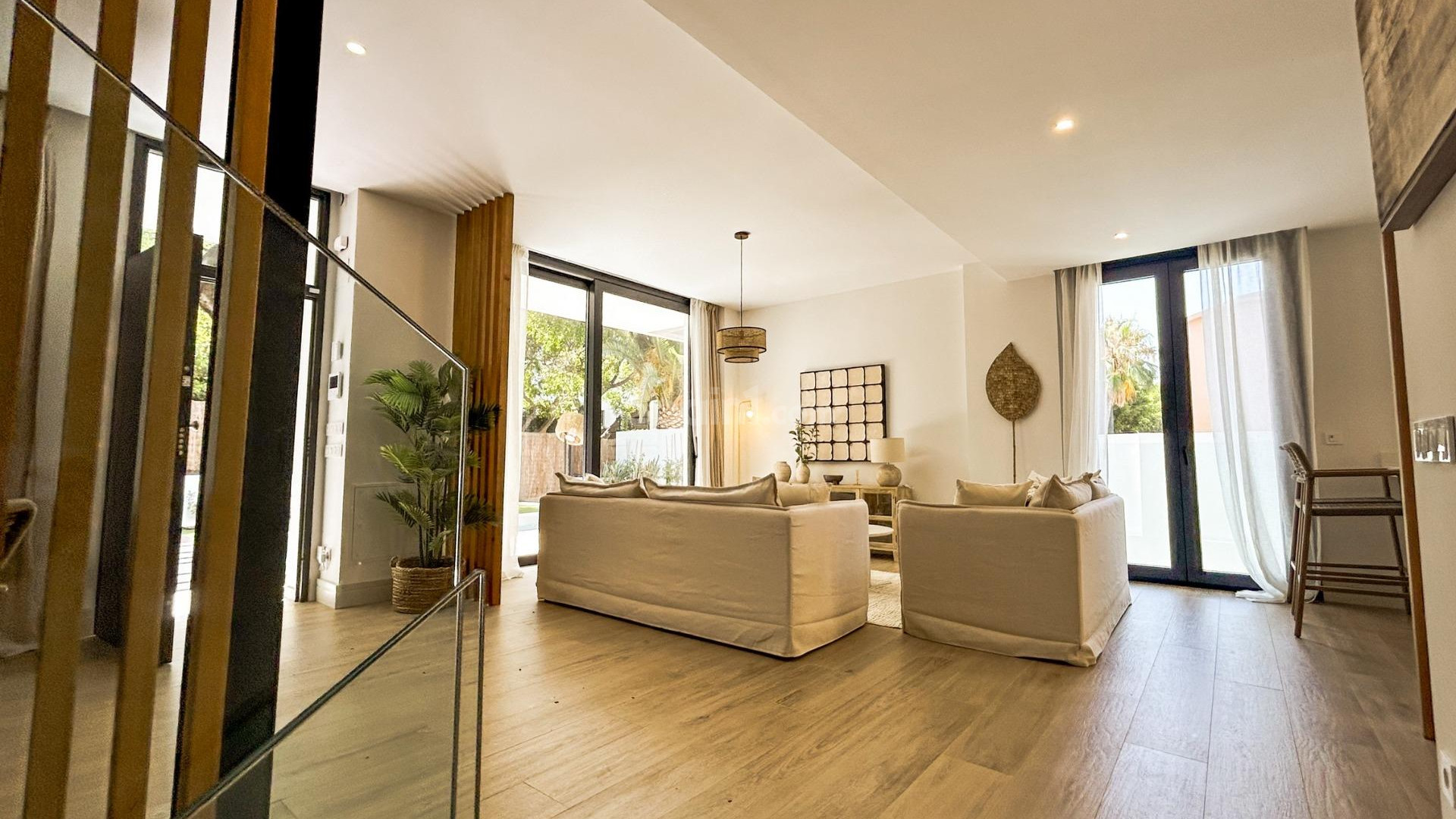 New Build - Radhus -
Málaga - El Limonar