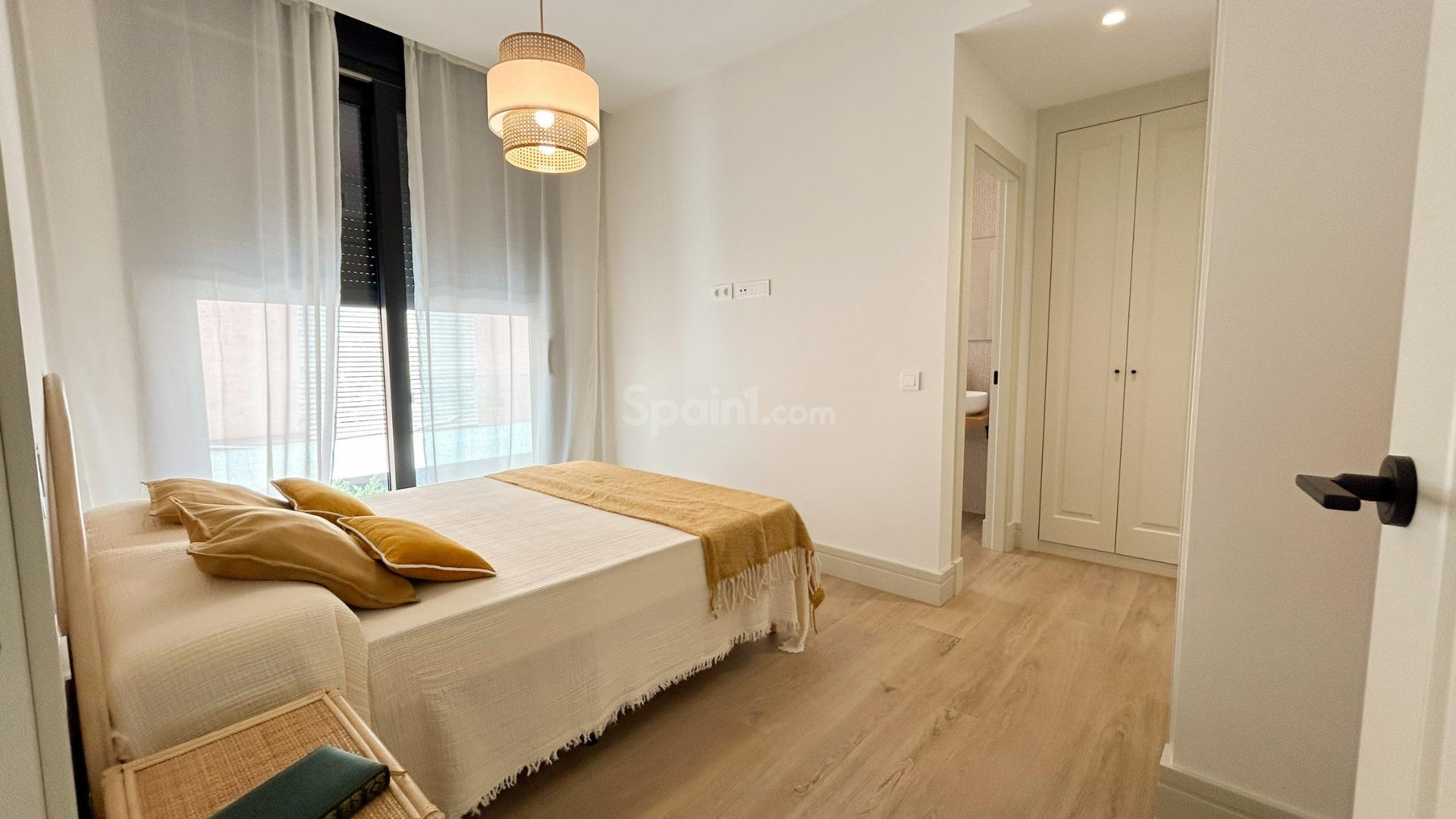 New Build - Radhus -
Málaga - El Limonar