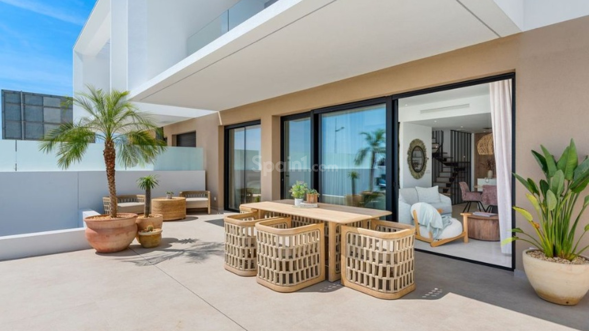 New Build - Stadthaus -
Dolores