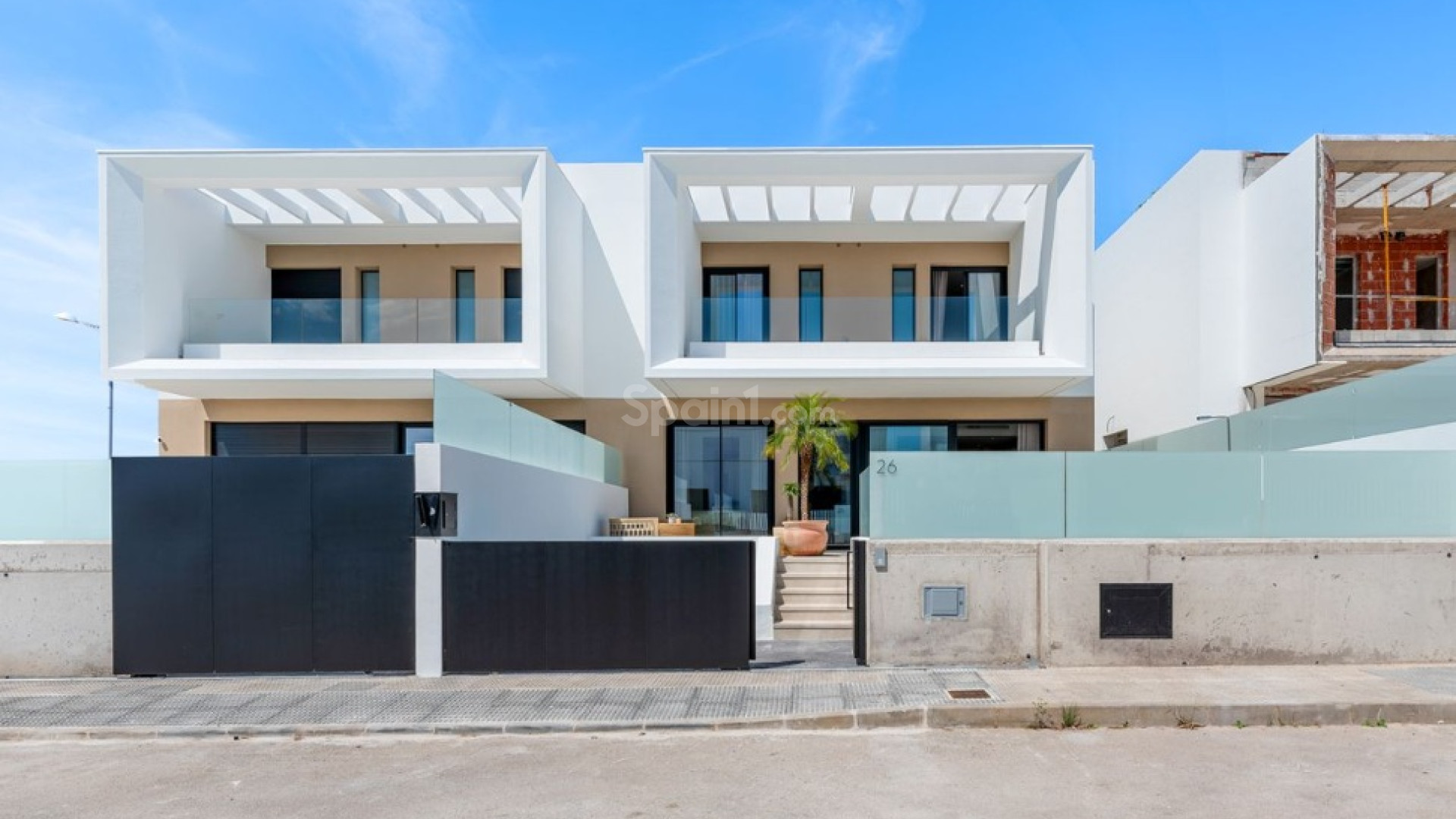 New Build - Stadthaus -
Dolores