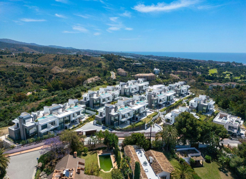New Build - Stadthaus -
Marbella - Rio Real Golf