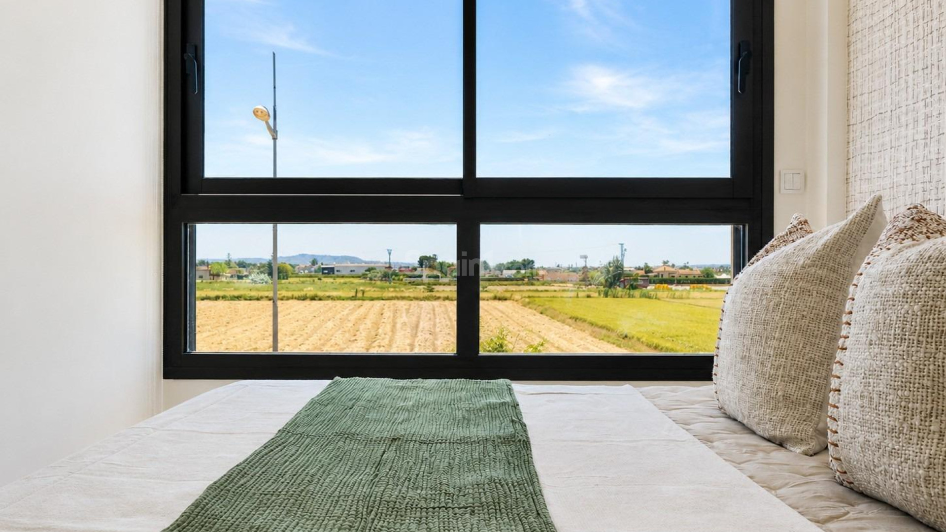 New Build - Townhouse -
Dolores - Sector 2