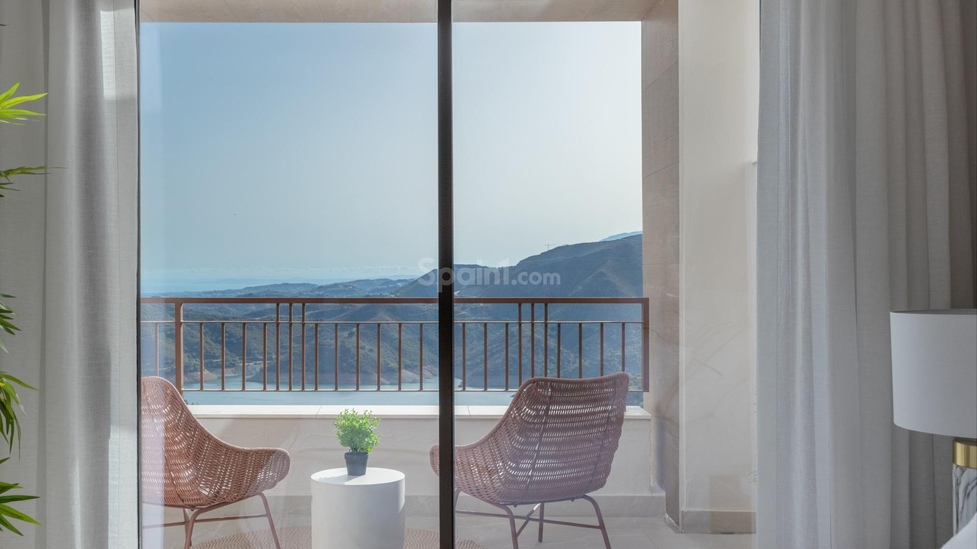 New Build - Townhouse -
Istán - Istan