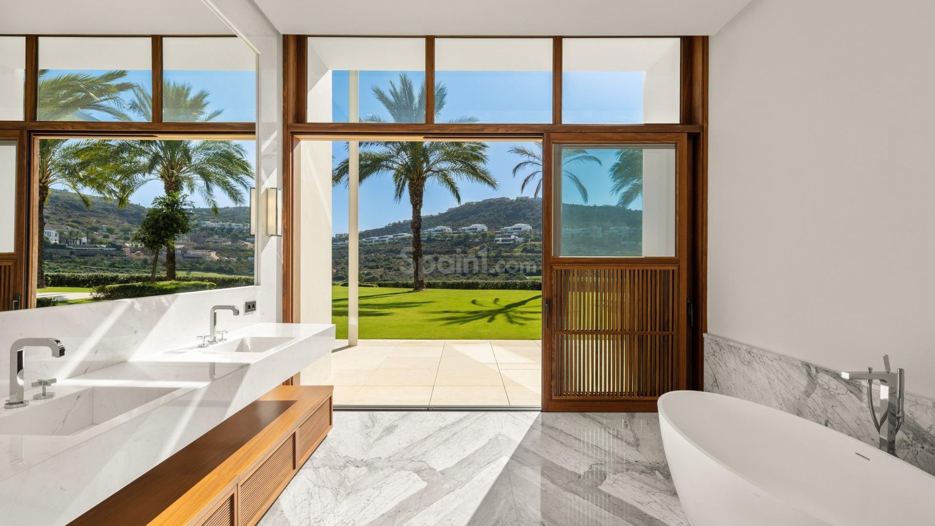 New Build - Villa -
Casares - Pedregales