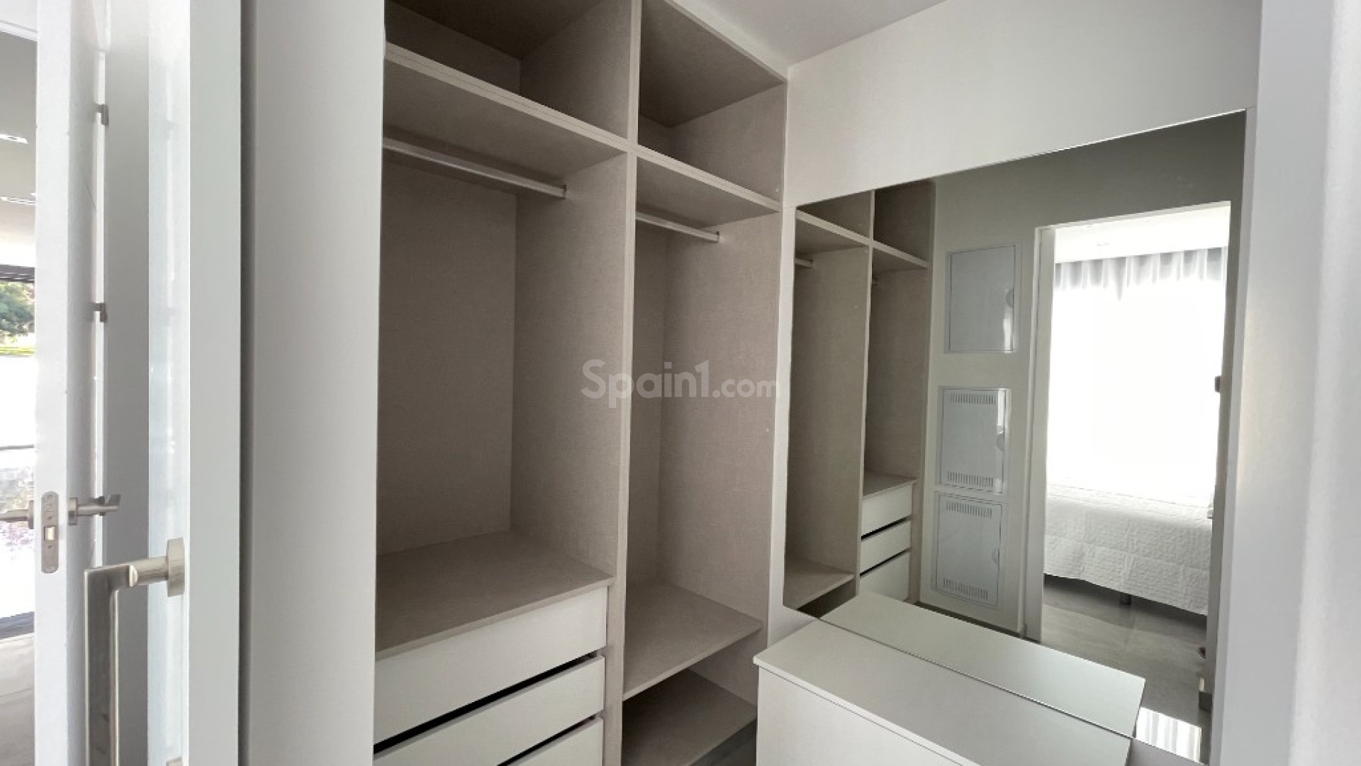 New Build - Villa -
Los Altos