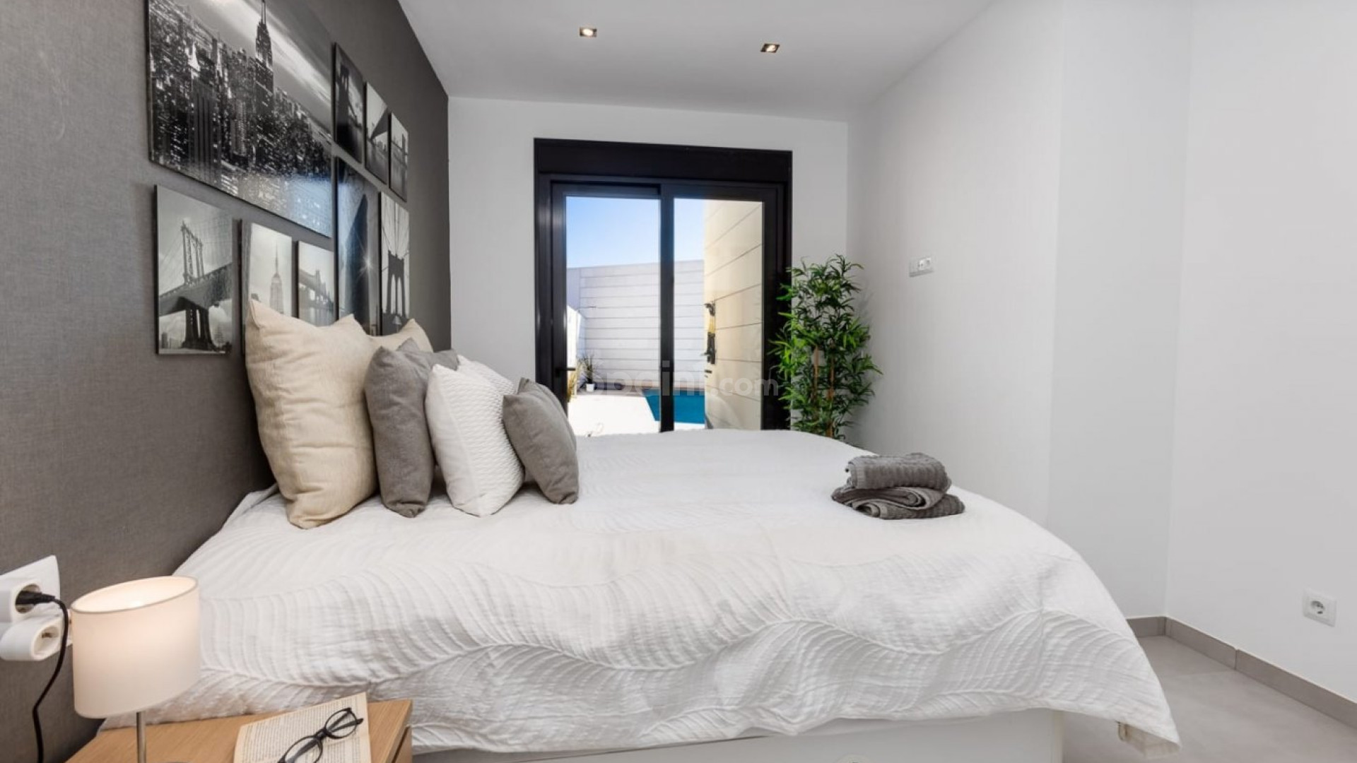 New Build - Villa -
Pilar de la Horadada