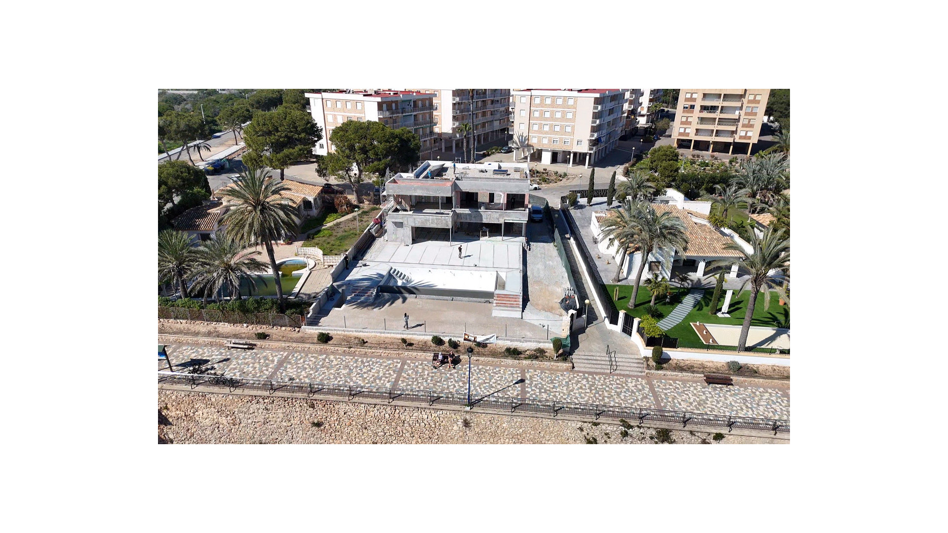 New Build - Villa -
Punta Prima