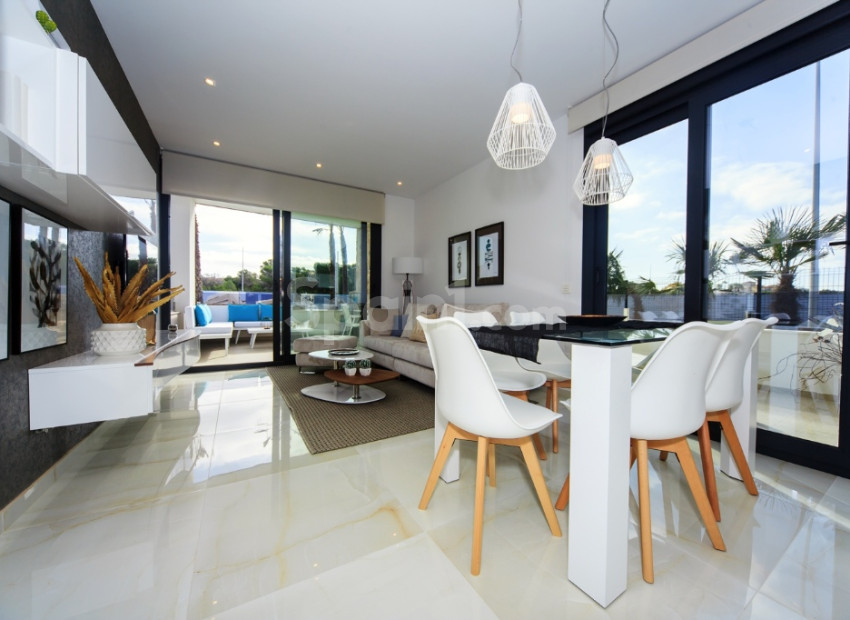 New Build - Wohnung -
Los Altos