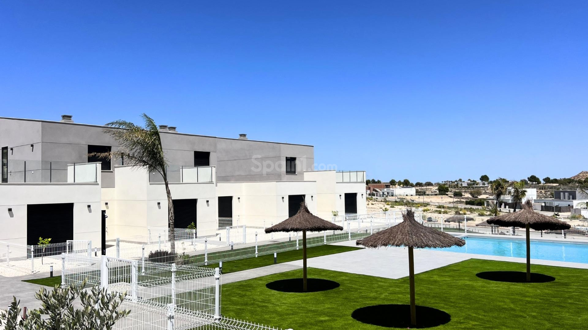 Nueva construcción  - Adosado -
BAOS Y MENDIGO - Altaona Golf And Country Village