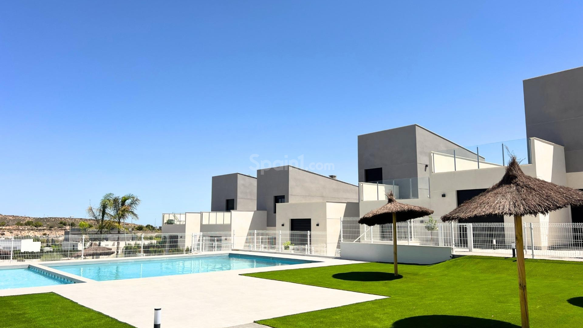 Nueva construcción  - Adosado -
BAOS Y MENDIGO - Altaona Golf And Country Village